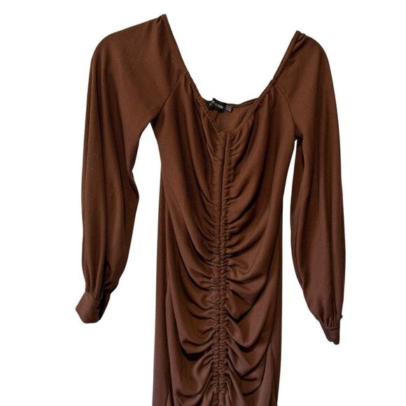 Prettylittlething Brown Ruched Off The Shoulder Drawstring Mini Dress - Picture 6 of 9